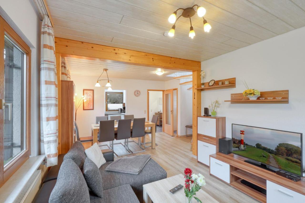 Seepark Kirchheim Ferienhaus Bei Nina Mit Sauna Екстер'єр фото